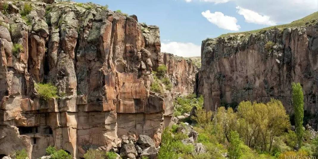 Ürgüp ya da Göreme sananlar yanılıyor! Türkiye’nin ikinci Kapadokya’sı: Bu doğa harikası keşfinizi bekliyor 10
